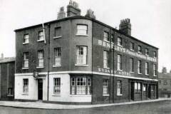 Goole's Sydney Hotel on Aire Street. 