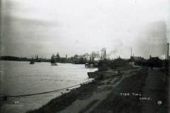 An early 20th century postcard entitled 'Tide time, Goole'.