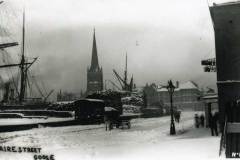 A cold and snowy Aire Street, Goole.