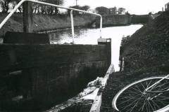 Elizabeth B exiting the Figure of Three Bottom Lock No 5 at Horbury.