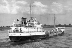 MV Shell Welder heading down river on the River Ouse.