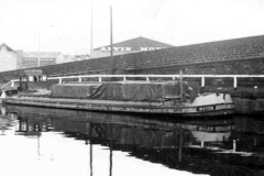 The motor barge Ryton.