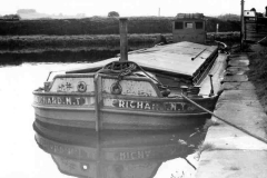 Motor barge Richard MT