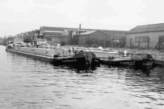 Tanker barges Fossdale H and Farndale H