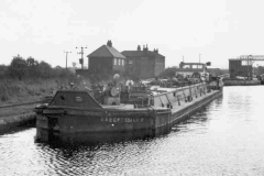 Tanker barge Breckondale H