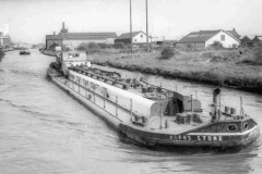 Tanker barge Rufus Stone