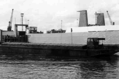 Barge Doris