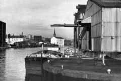 Barges Beta BW and Trent 37