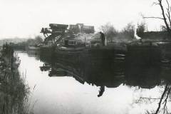 Loading a Hargreaves 'West Country' size barge